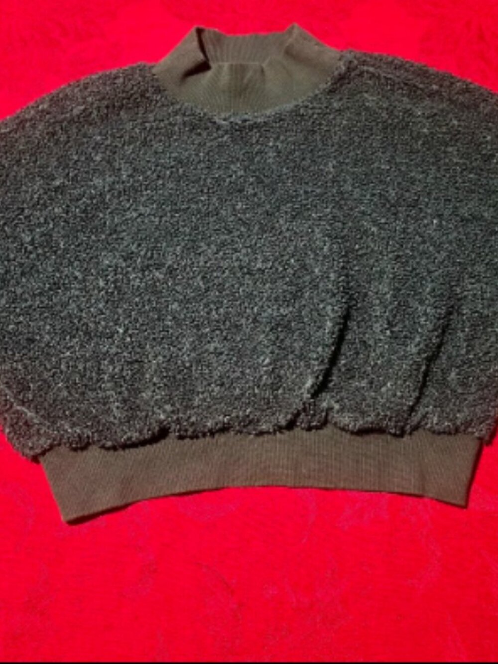 Fabletics Cropped Teddy Fleece Pullover Sweater – XS – Gently Used - Picture 6 of 6